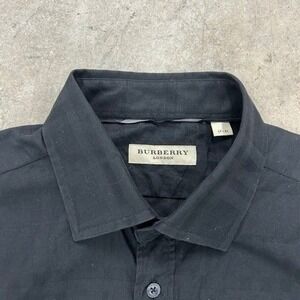 Burberry Men's Black Button Down Size Large 17-43